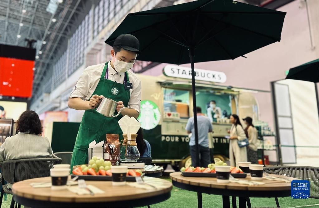 意大利咖啡品牌意利咖啡走进中国国际消费品博览会